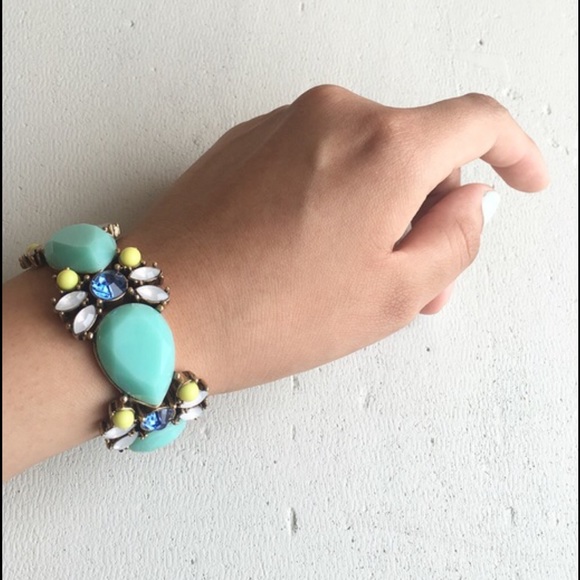 Cute handmade neon bracelet - Picture 4 of 4