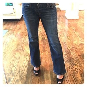 Express Stella boot cut regular fit low rise jeans