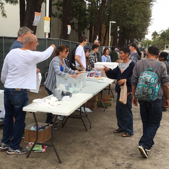 Meet your Posher, Mary - Picture 3 of 8