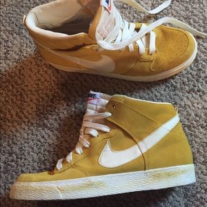 Nike high top