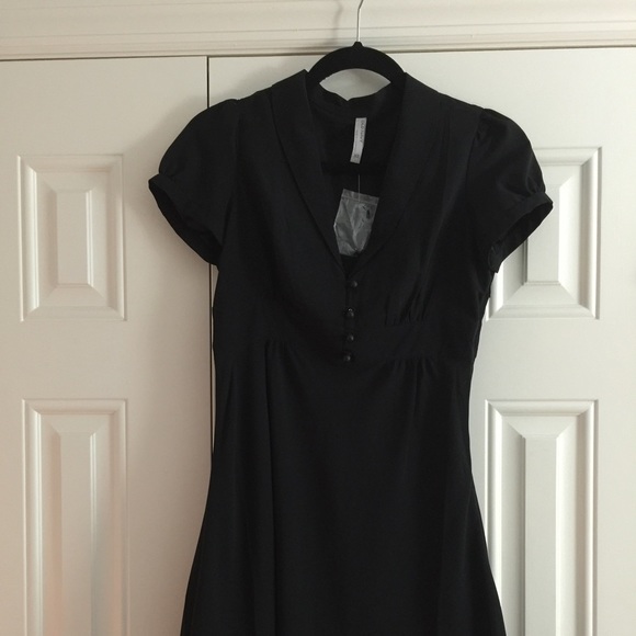 BRAND NEW Old Navy Flowy Dress w/ slip underneath