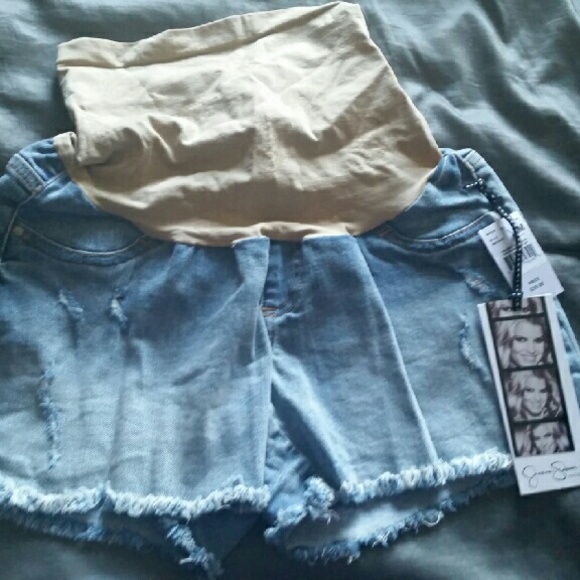 NWT Jessica Simpson maternity shorts size M