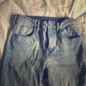 Levi high rise skinny jean