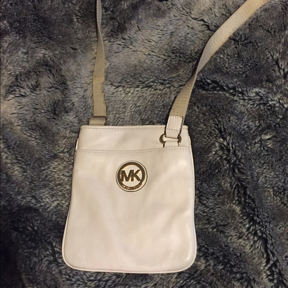 **Michael Kors crossbody