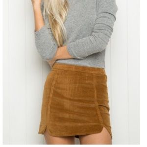 Brandy Melville Raquel Skirt