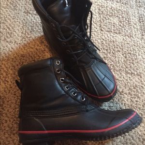 Public opinion basic black rubber tip boot