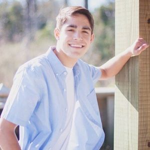 Meet your Posher, Grant