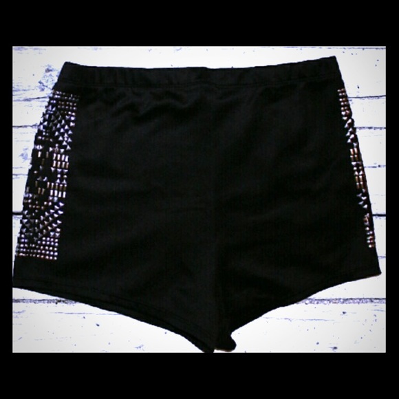 High waisted shorts - Picture 1 of 2