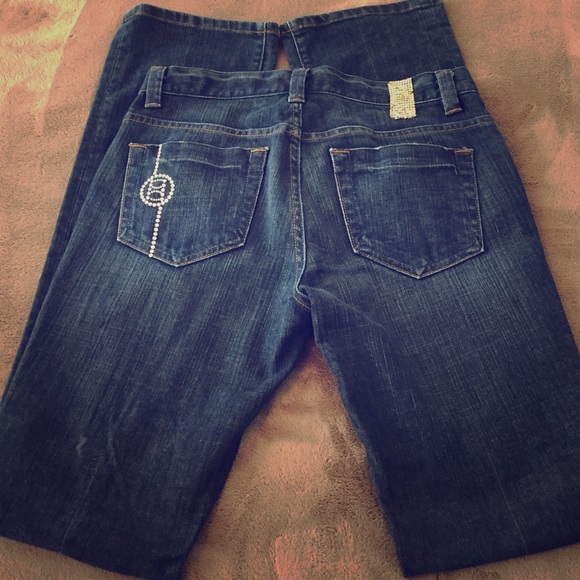 BeBe jeans
