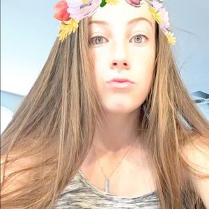 Meet your Posher, Annie