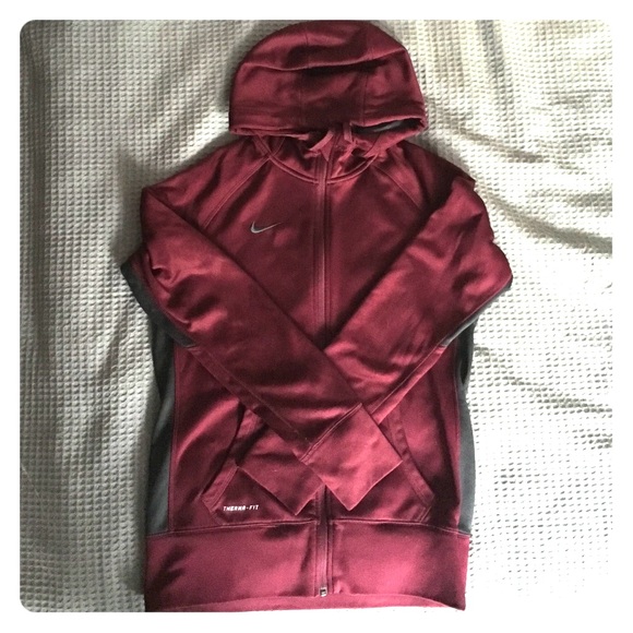 Nike full zip Therma fit hoodie with thumb hole