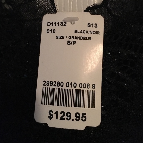 Lace/beaded quater dress - Picture 3 of 3