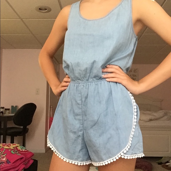 Romper - Picture 3 of 4