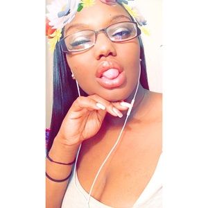 Meet your Posher, Sharese