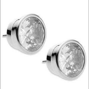 💎MICHAEL KORS Silver Studs💎