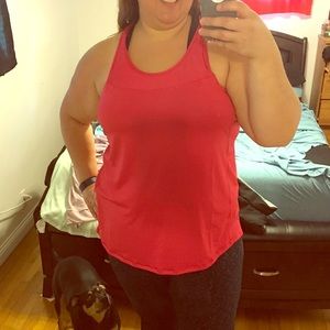 ➕ NWT racerback Apple colored workout tank