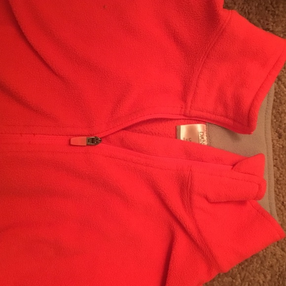 workout sweater - Picture 2 of 2
