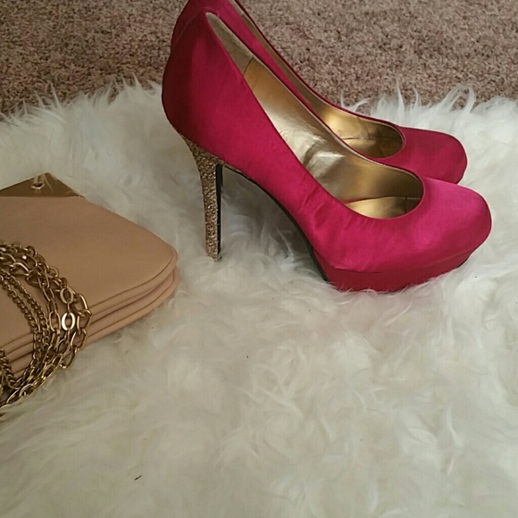 💙 5 for $20! Pink and Glitter Candies Heels