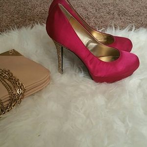 💙 5 for $20! Pink and Glitter Candies Heels