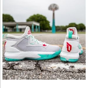 Meet your Posher, Vesean