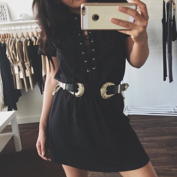 • Adeline Chain-linked Belt • - Picture 2 of 4