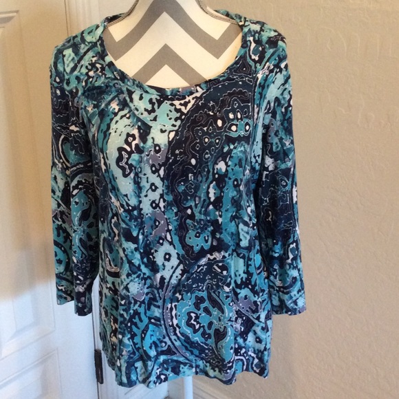 Ladies top 3/4 sleeve