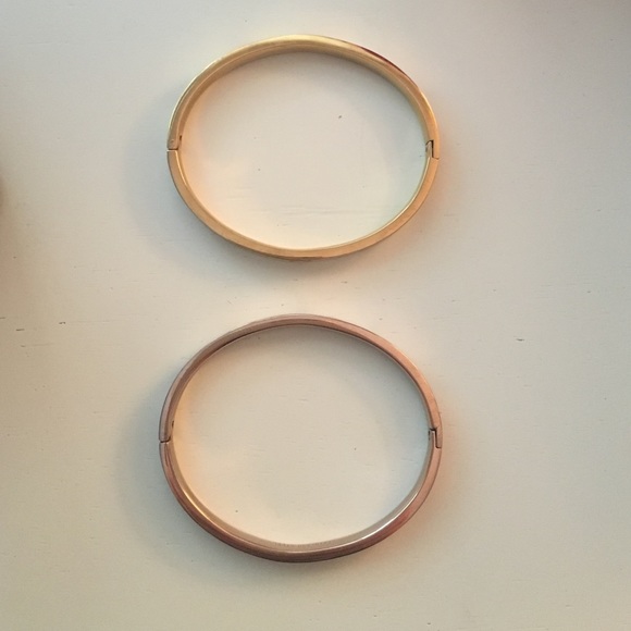 ❗️SOLD❗️Gorgeous love bracelets - Picture 2 of 4