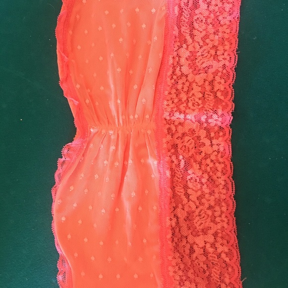 Too small - Picture 2 of 2