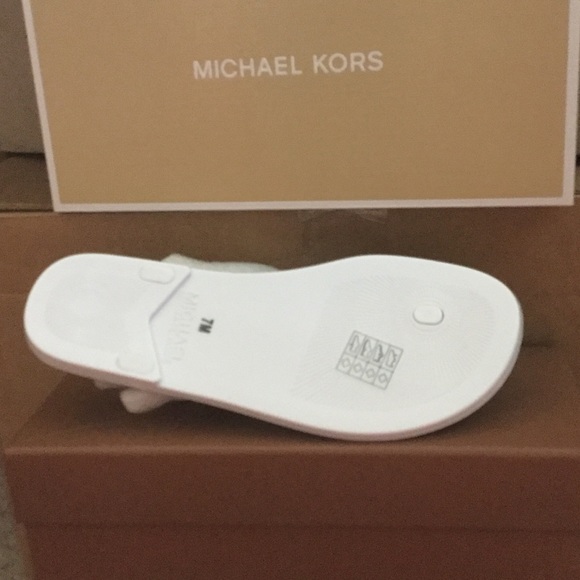 👠SOLD👠SOLD👠 Jelly Sandal👠SOLD - Picture 3 of 4