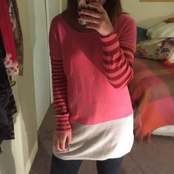 Long sleeve pink Volcom shirt