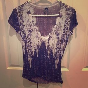 V neck purple tee with wings