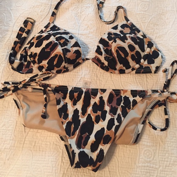 FINAL PRICE DROP ☀️ Leopard print bikini 👙