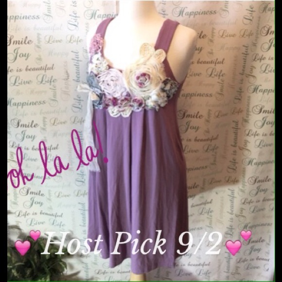 Dresses & Skirts - 💕HP 9/2💕NWT Radzoli Sun Dress