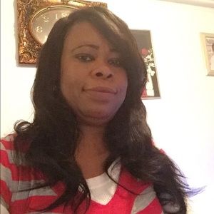 Meet your Posher, Lorraine