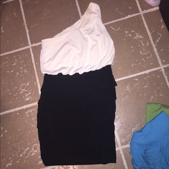 One shoulder dress