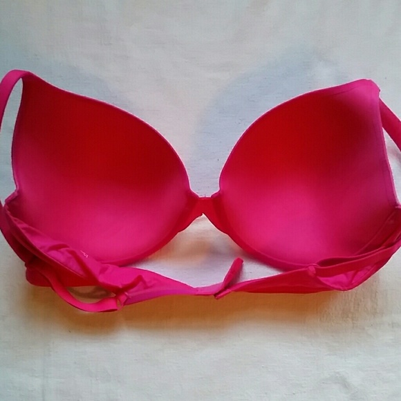 Victoria's Secret bra - Picture 2 of 4