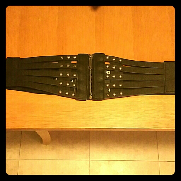 Waist belt