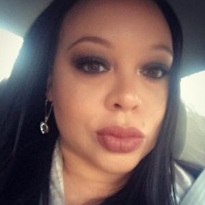 Meet your Posher, Candace