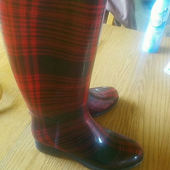 Rain boots!!