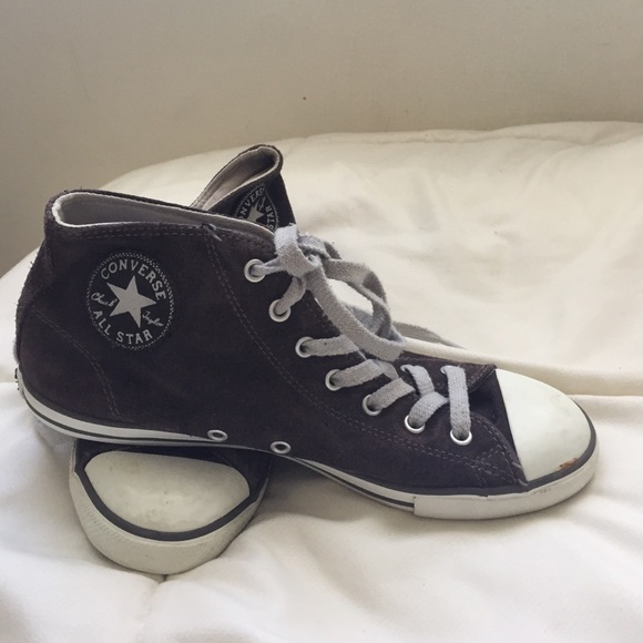 Gray Converse size 9
