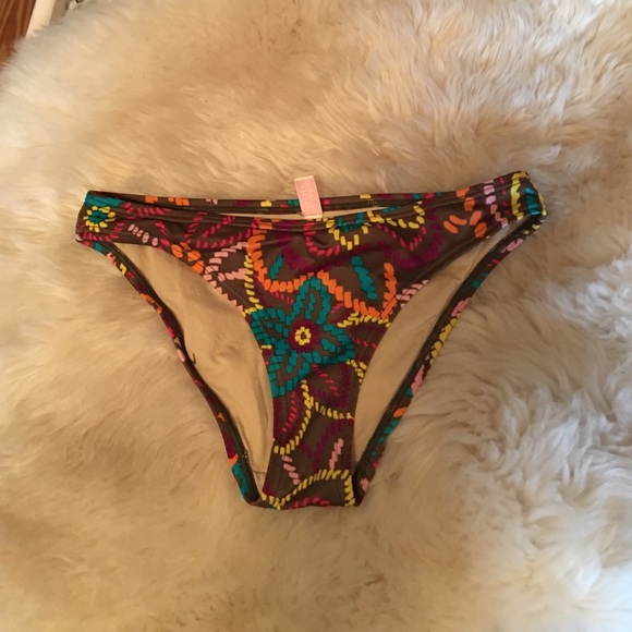 VS bikini bottoms