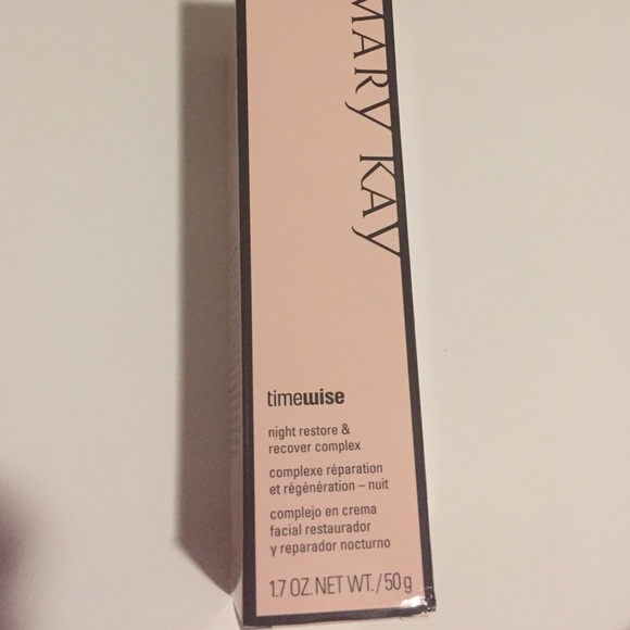 Mary Kay night restore & recover