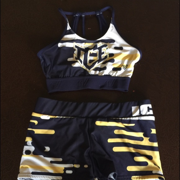 ICE ALL STARS PRACTICE WEAR 2015-2016