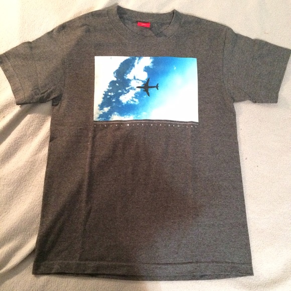 V/SUAL graphic tee - Picture 1 of 3