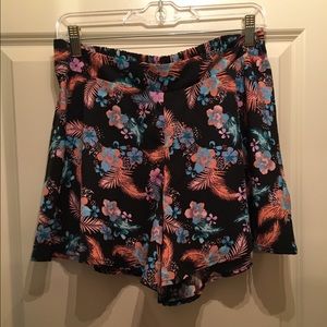Charlotte Russe Floral High Waist Short