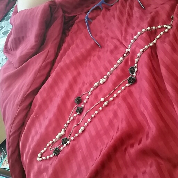 Gold Multi Layer Rose / Pearl necklace