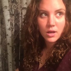 Meet your Posher, Courtney