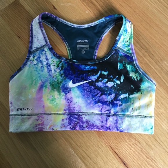 Nike sports bra