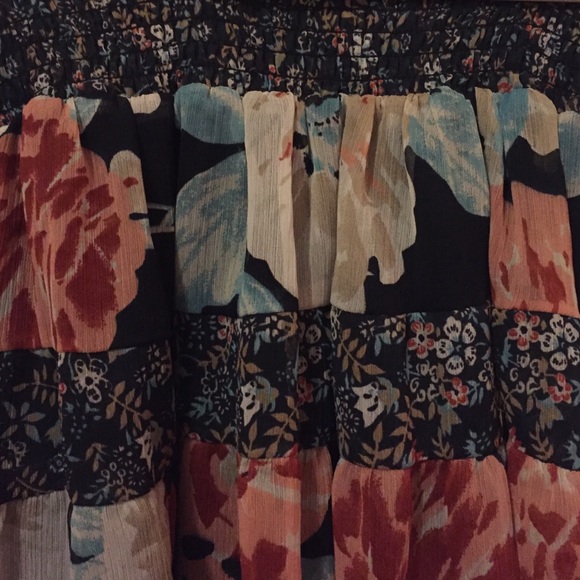 American Rag Skirt - Picture 2 of 3