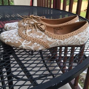 Lace oxfords